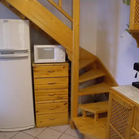 - Balaton 18798 Балатонфюзфё