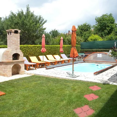 - Balaton 18798 Дом отдыха *