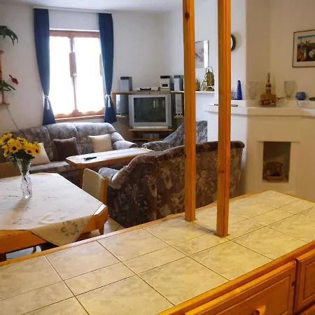 - Balaton 18798 Дом отдыха *