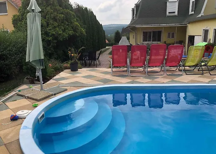 - Balaton 18798 Vakantiehuis *