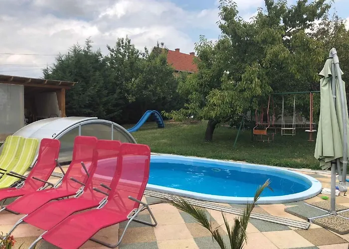 - Balaton 18798 Vakantiehuis *