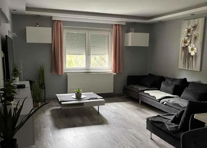 - Balaton 18798 Balatonfůzfő